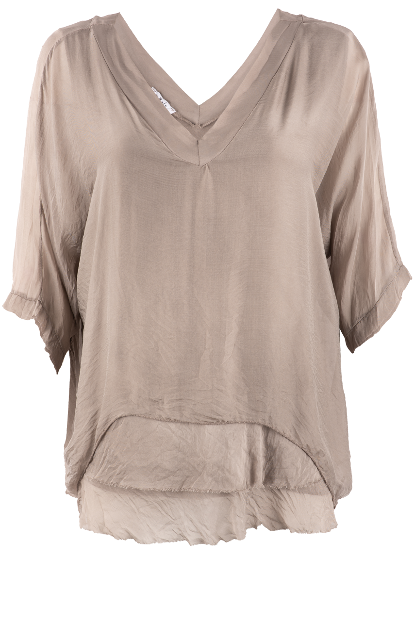 Gigi V-Neck 3/4 Sleeve Top