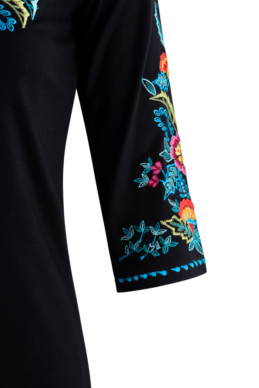 Vintage Collection Black Embroidery Knit Top