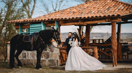 Western Weddings: A Guide to Outfits & Planning