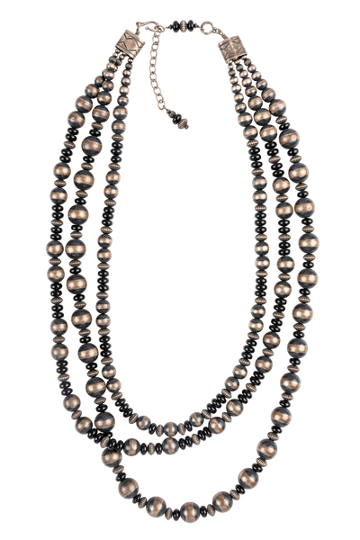 Navajo Pearl and Black Jade Necklace | Pinto Ranch
