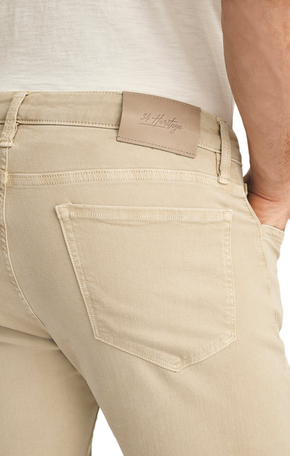 34 Heritage Sand Courage Jeans