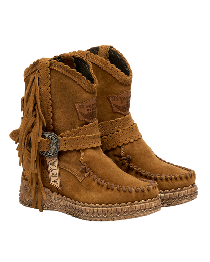 El Vaquero Arya Silverstone Mou Moccasin Boots